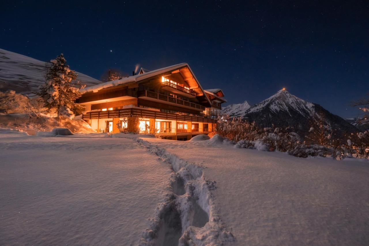 Auszeit-Hotel Z Aeschiried Aeschi Bei Spiez エクステリア 写真