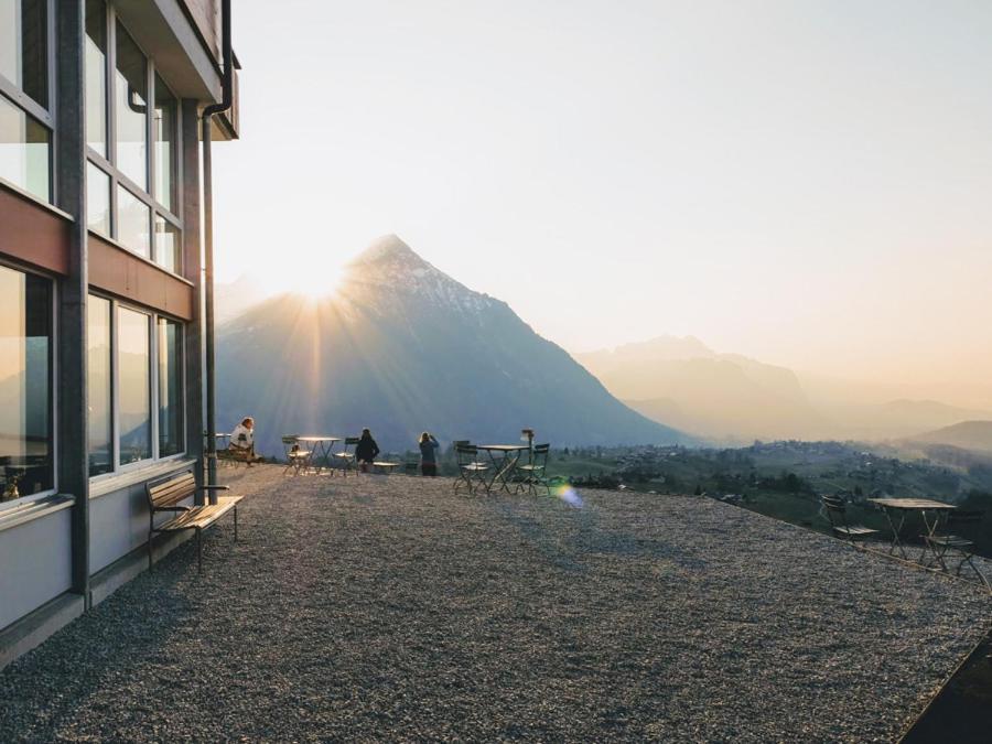 Auszeit-Hotel Z Aeschiried Aeschi Bei Spiez エクステリア 写真