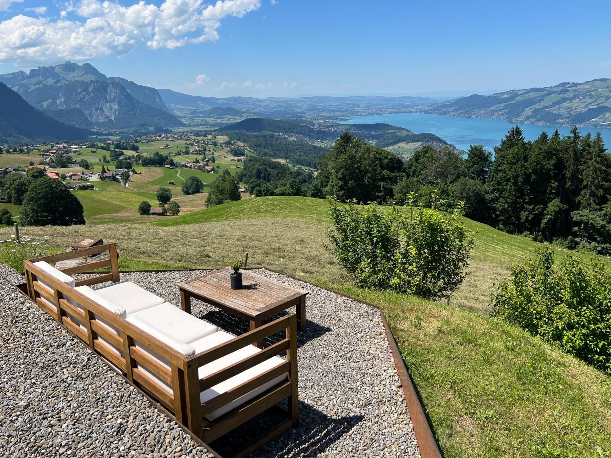 Auszeit-Hotel Z Aeschiried Aeschi Bei Spiez エクステリア 写真